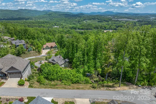 $115,000 | Lot R4 Curtain Bluff, Hendersonville, NC 28791