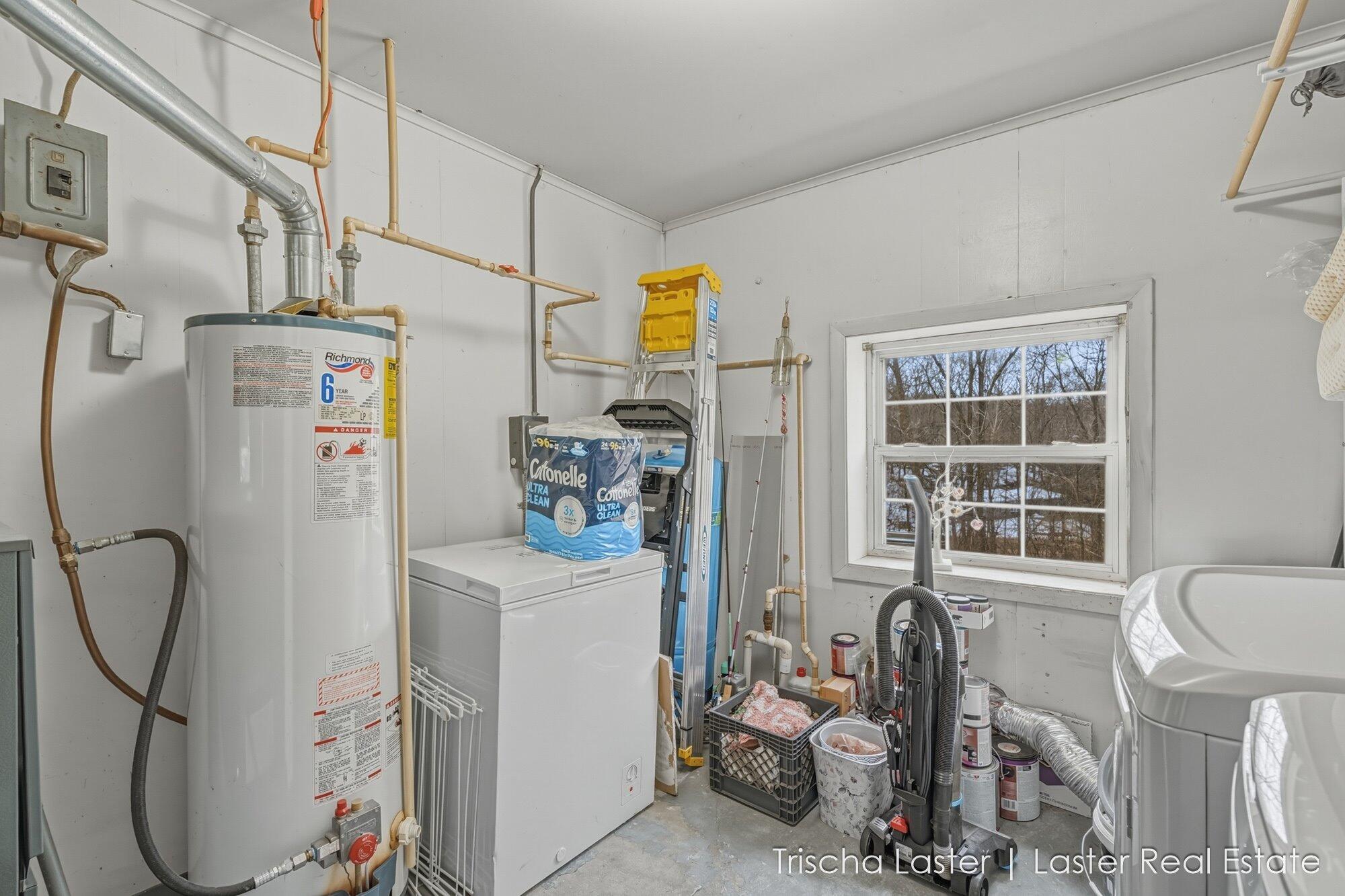 13000 Pine Lake Road Plainwell, MI 49080 - Photo 16 of 26 17-WM13000pine-10