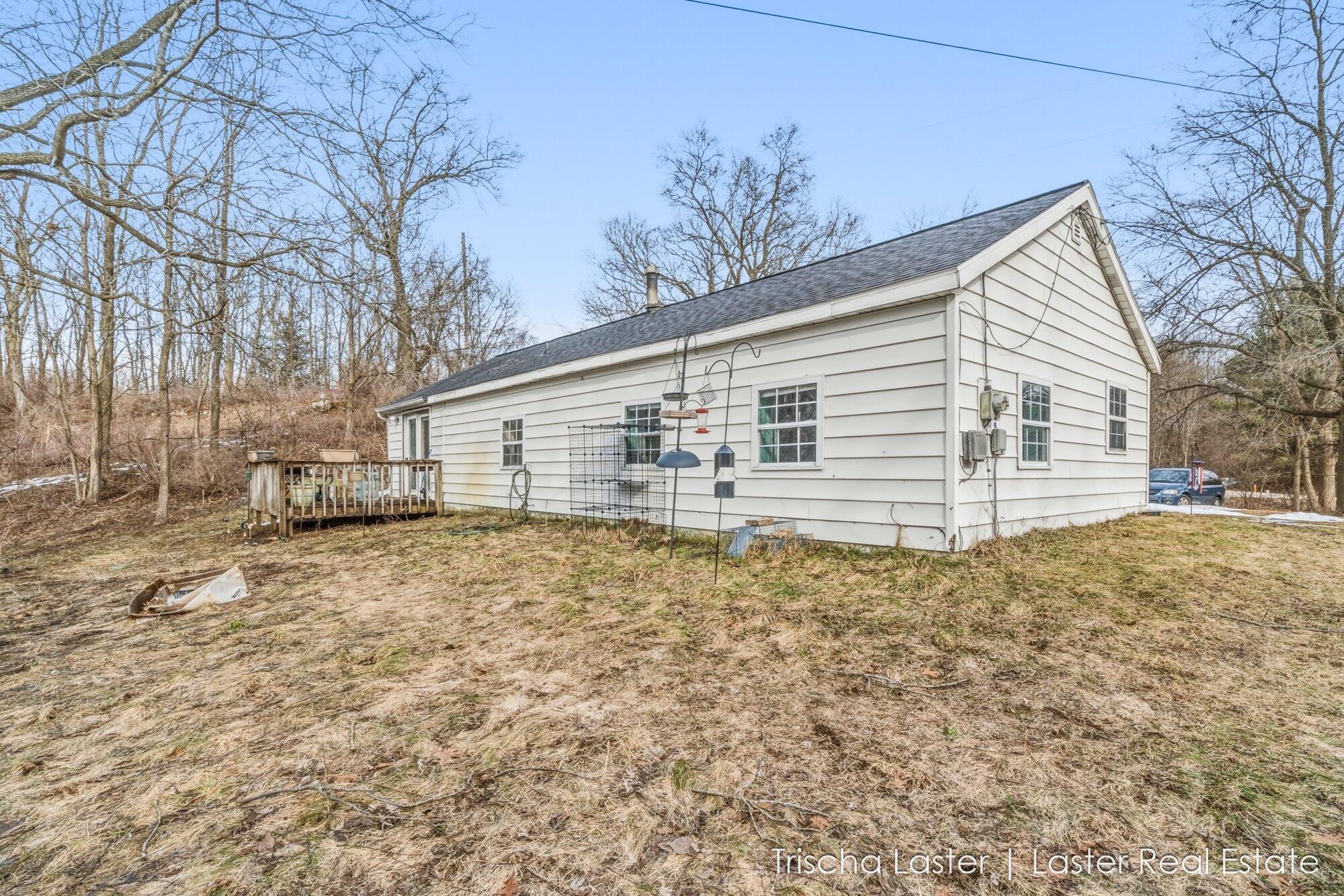 13000 Pine Lake Road Plainwell, MI 49080 - Photo 19 of 26 20-WM13000pine-17