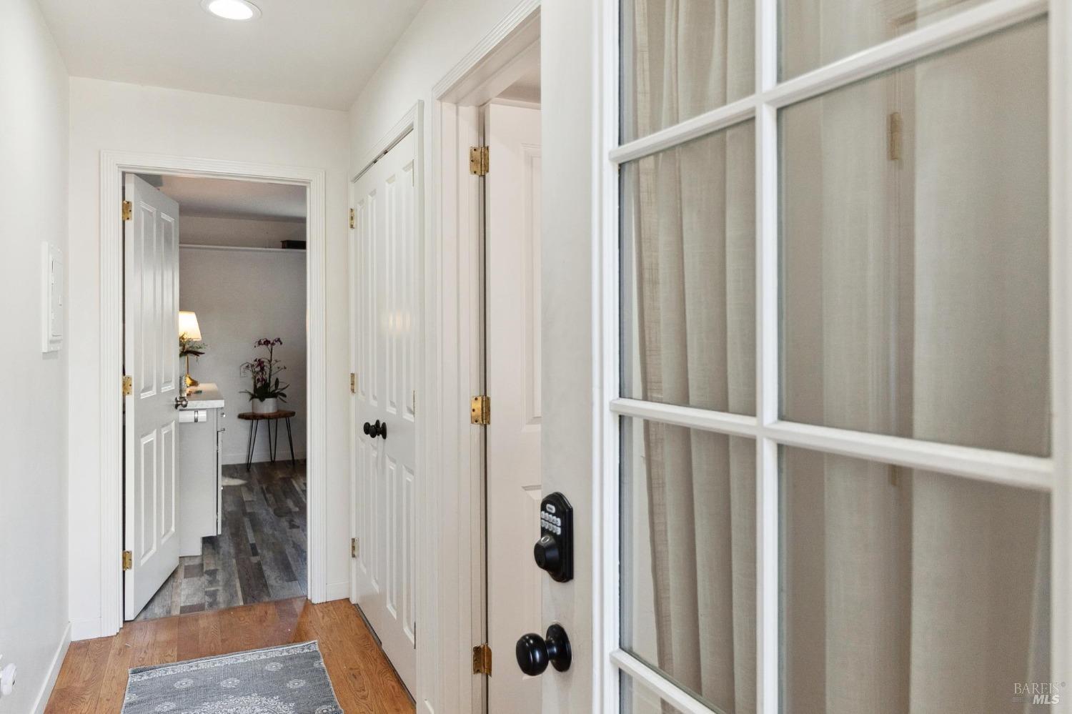 582 Fernando Drive, Unit A Novato, CA 94945 - Photo 12 of 16