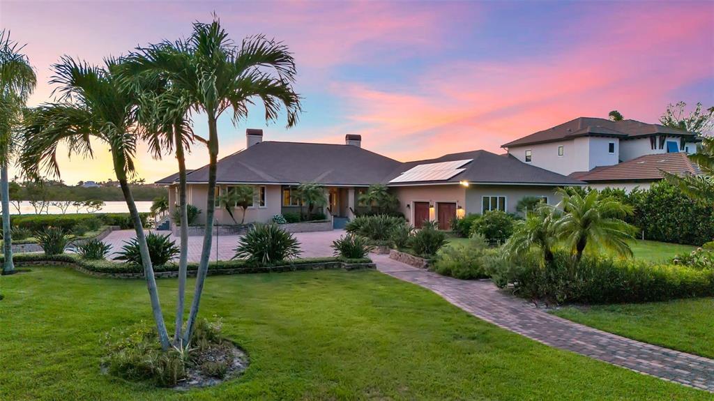 612 Laurel Road West Nokomis, FL 34275 - Photo 2 of 88
