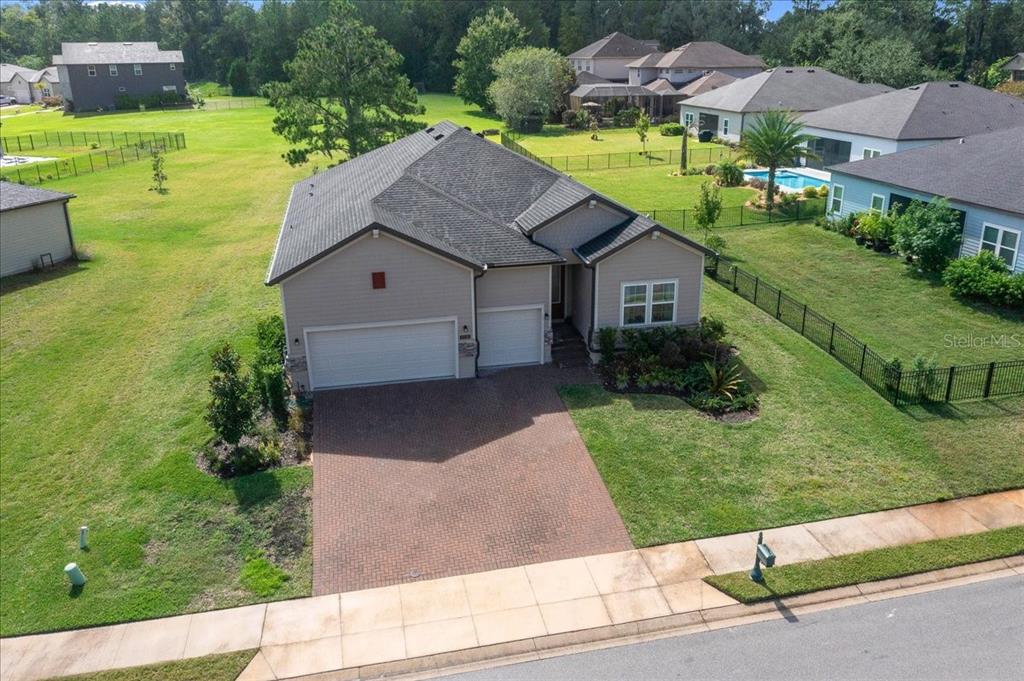 1130 Southeast 42nd Road Ocala, FL 34480 - Photo 4 of 83 a house view with a garden space