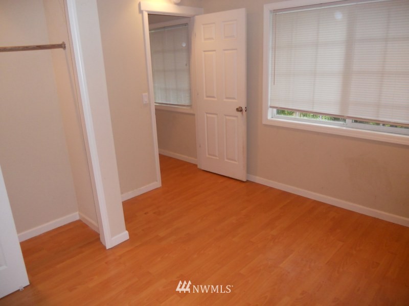 3665 Harper Street Clinton, WA 98236 - Photo 12 of 15 Gallery Image 12