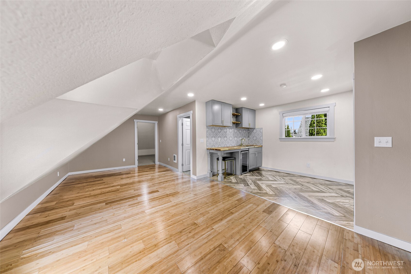 1418 Maple Street Everett, WA 98201 - Photo 19 of 36