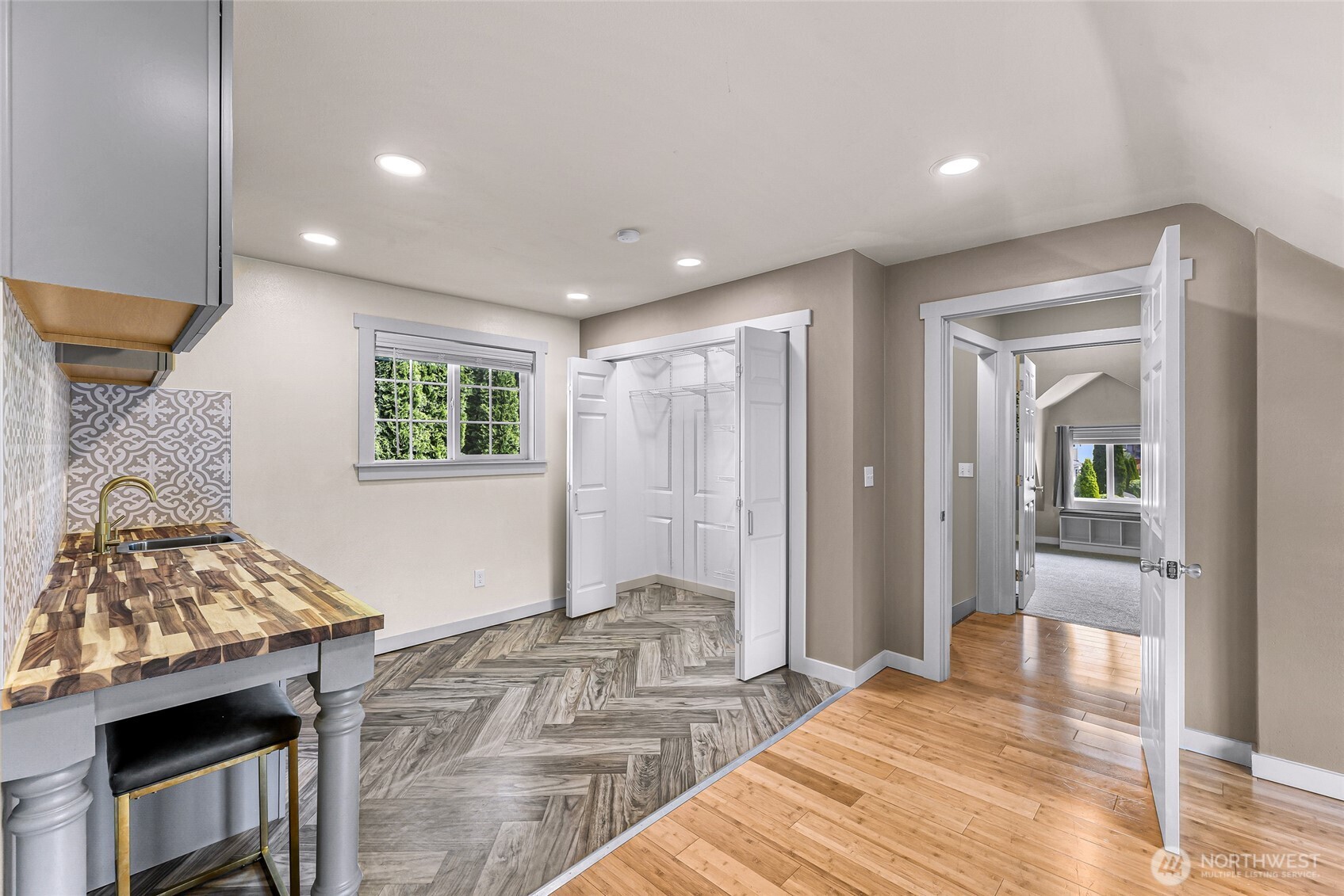 1418 Maple Street Everett, WA 98201 - Photo 22 of 36