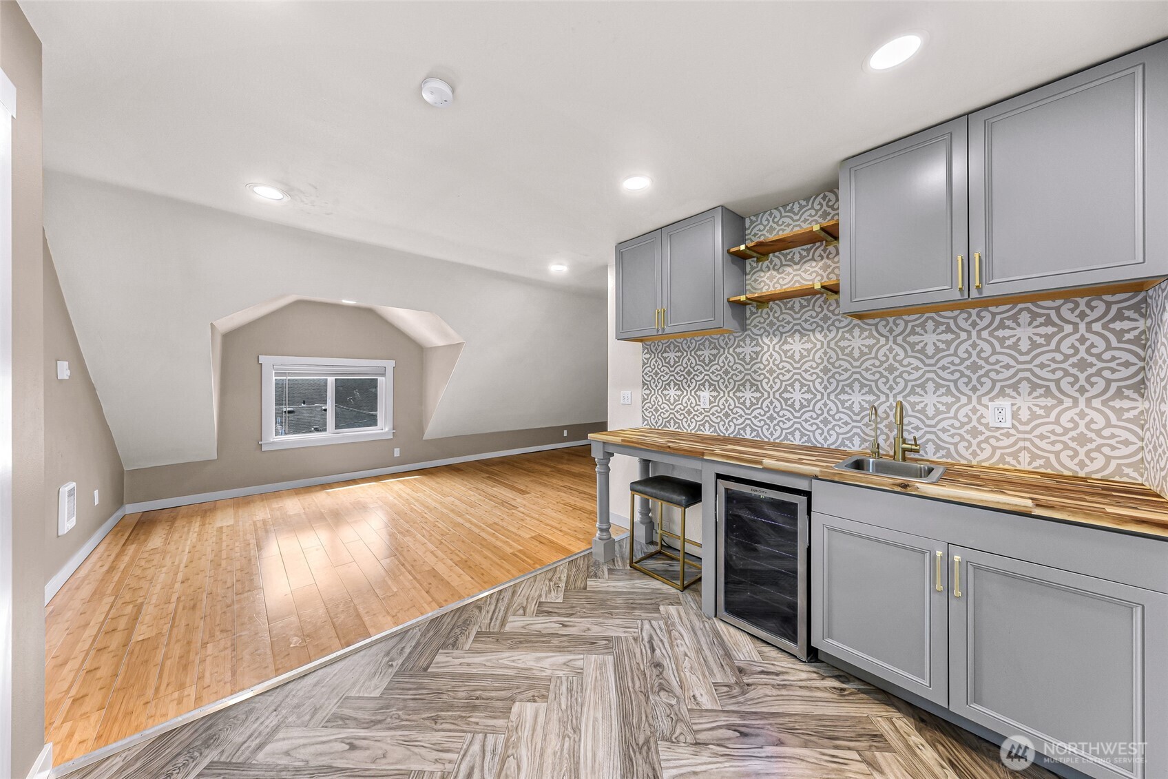 1418 Maple Street Everett, WA 98201 - Photo 23 of 36