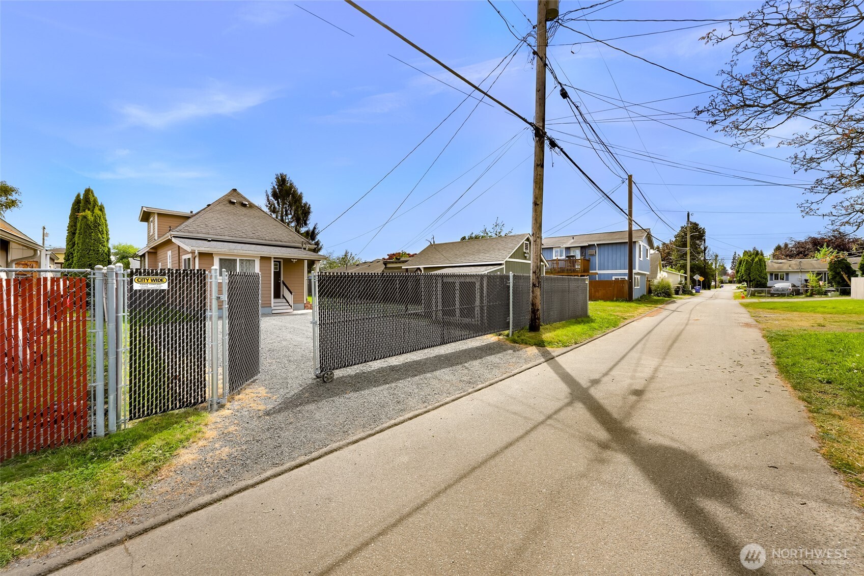 1418 Maple Street Everett, WA 98201 - Photo 35 of 36