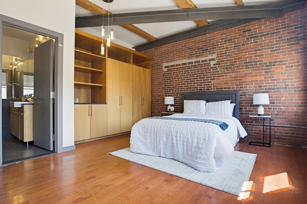 26 Stillman Street, Unit 32 Boston, MA 02113 - Photo 12 of 28