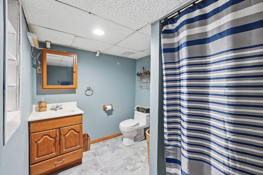39 North Common Road Westminster, MA 01473 - Photo 30 of 37