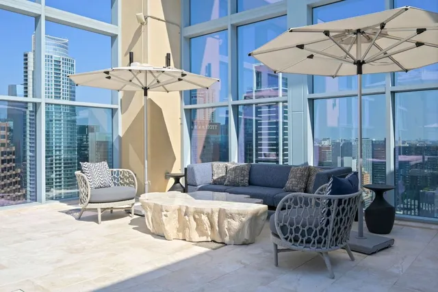 $1,195,000 | 98 San Jacinto Boulevard, Unit 904, Austin, TX 78701