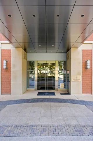 $1,195,000 | 98 San Jacinto Boulevard, Unit 904, Austin, TX 78701