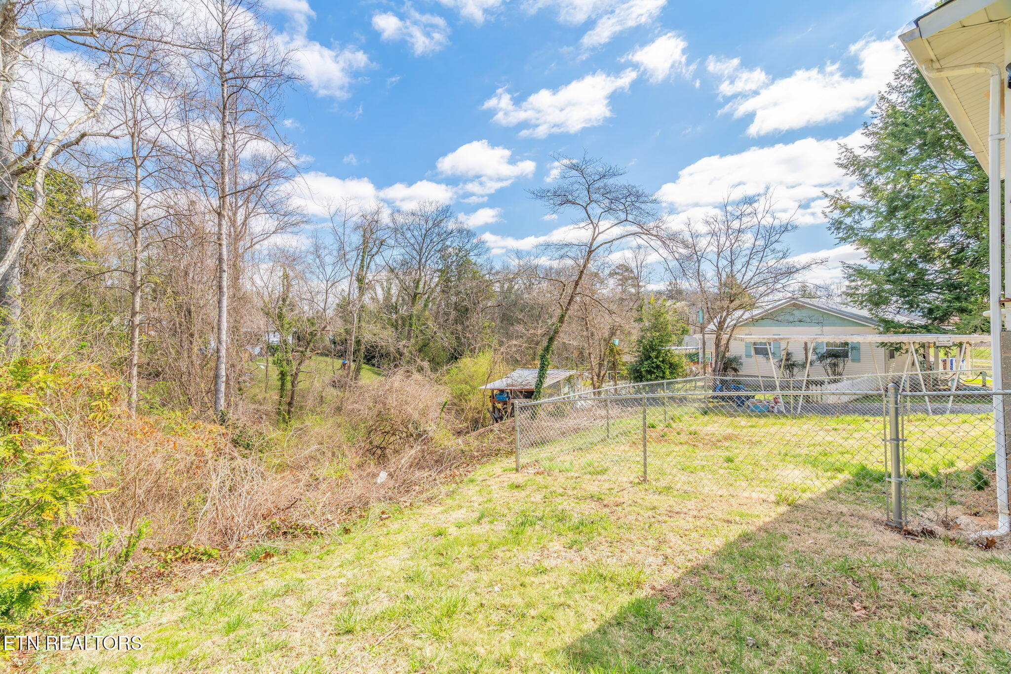 110 Tabor Road Oak Ridge, TN 37830 - Photo 25 of 30 24-web-or-mls-110 Tabor Road-25