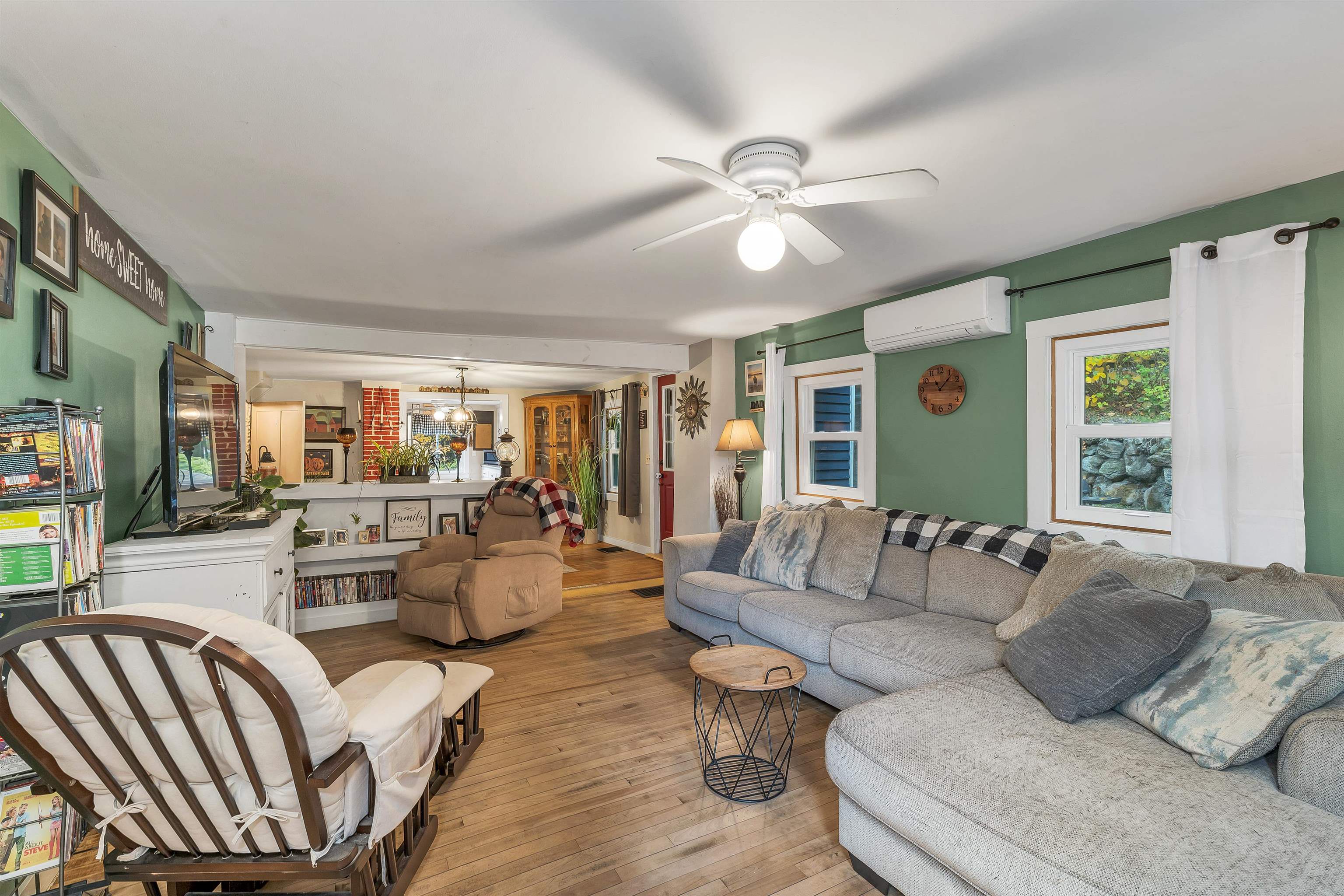 96 Clinton Street Laconia, NH 03246 - Photo 14 of 45