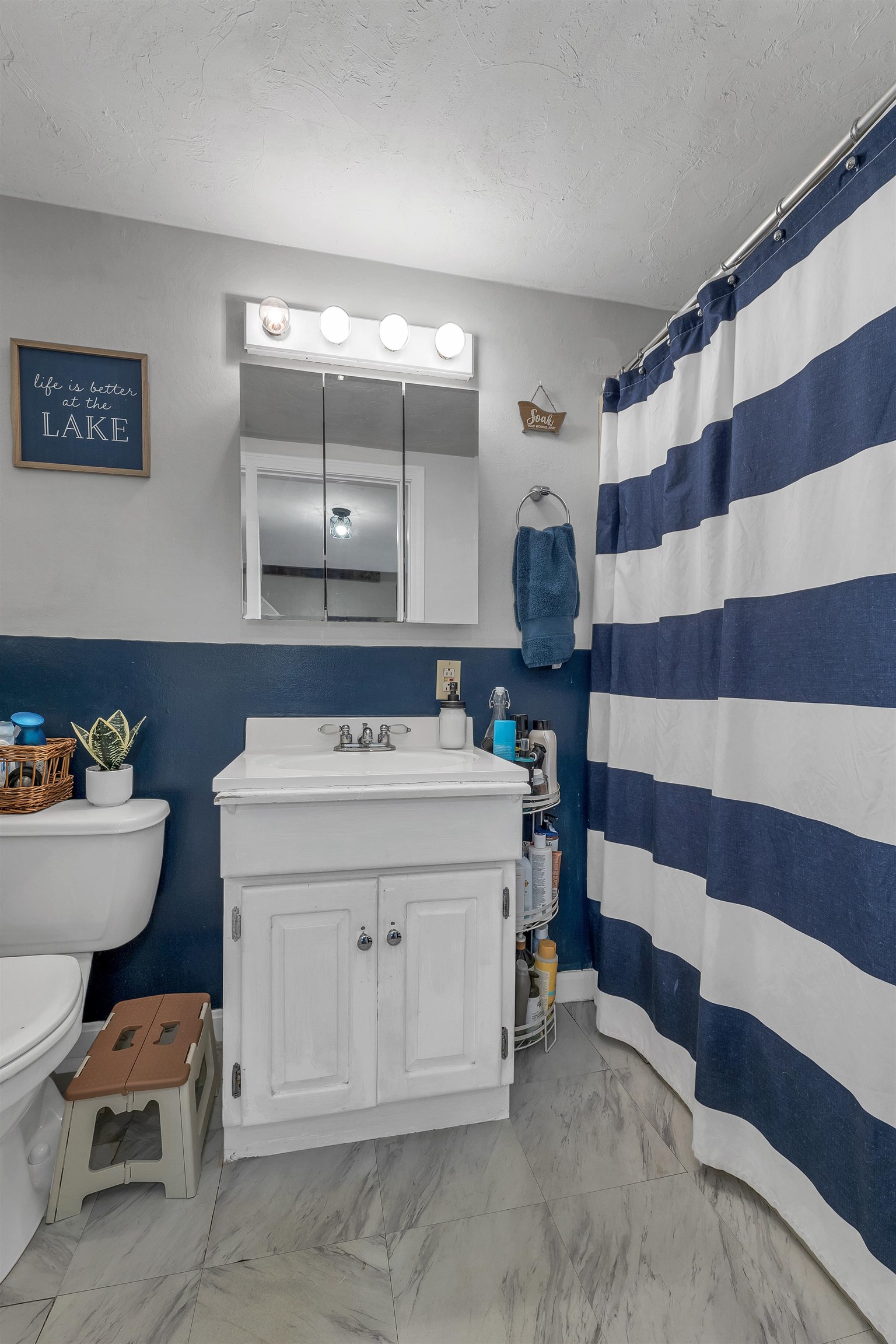 96 Clinton Street Laconia, NH 03246 - Photo 21 of 45