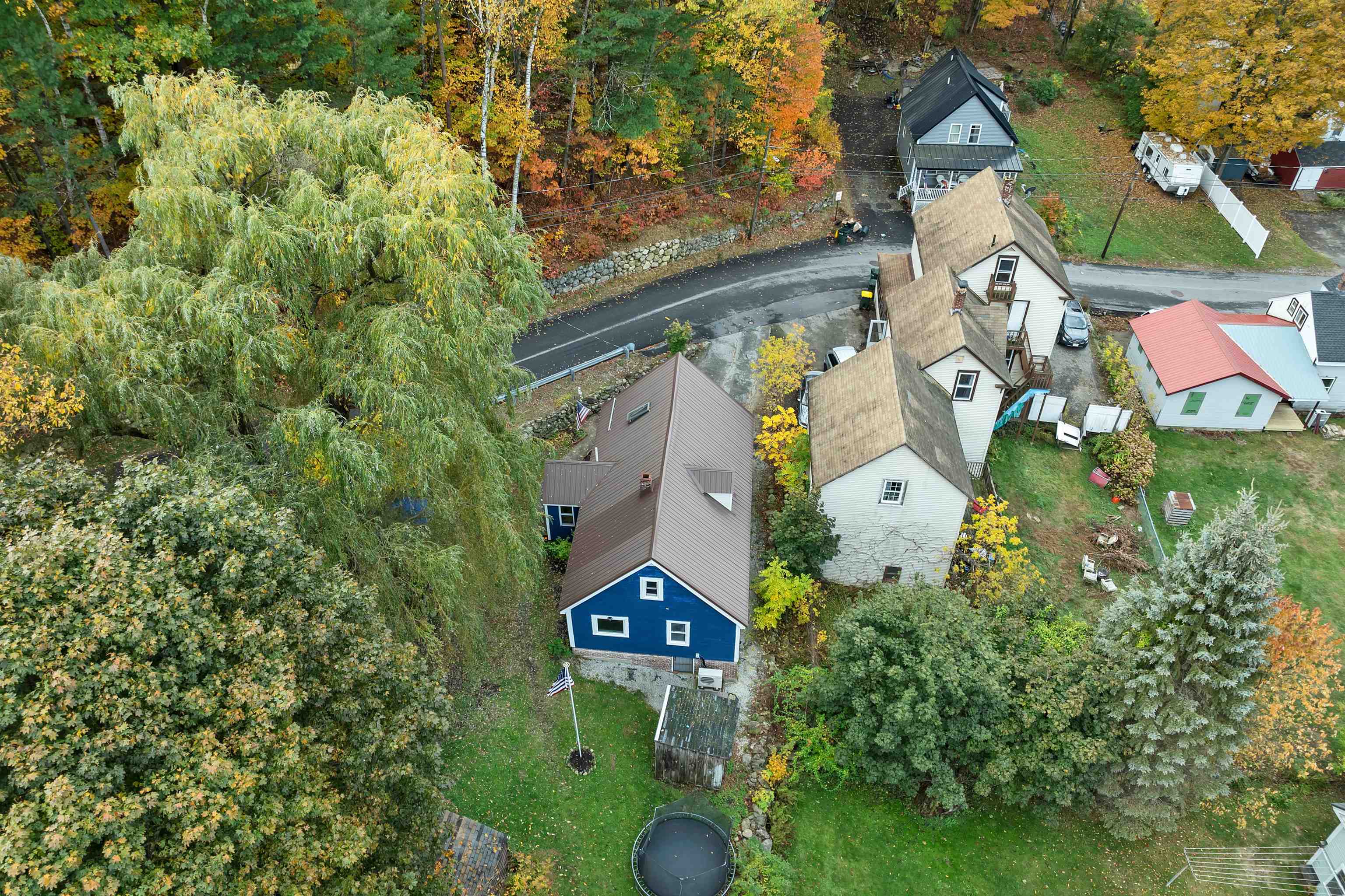 96 Clinton Street Laconia, NH 03246 - Photo 35 of 45