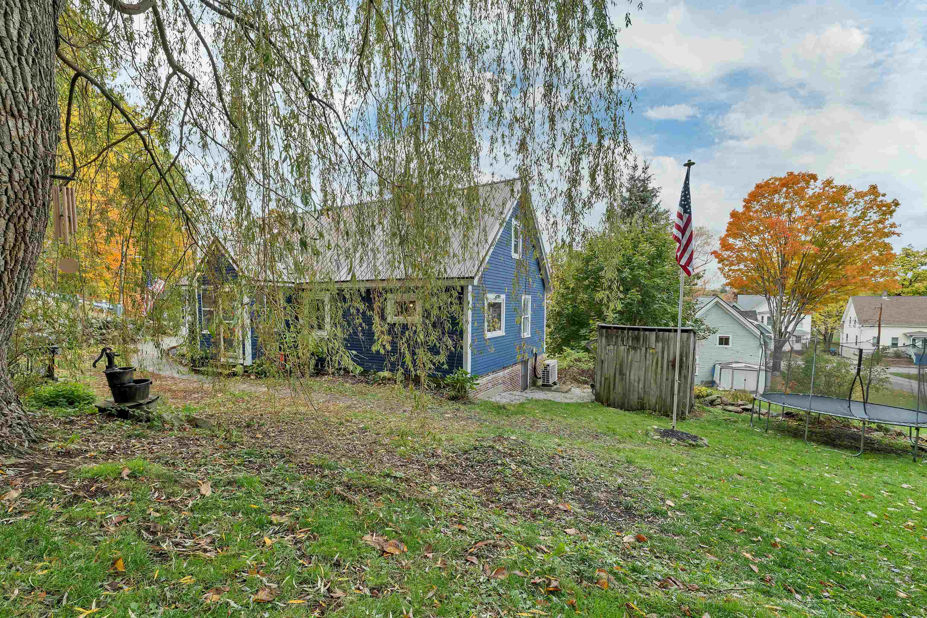 96 Clinton Street Laconia, NH 03246 - Photo 39 of 45