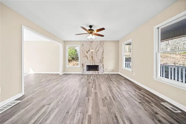 $2,550 | 228 Hawkins Farm Circle, Ball Ground, GA 30107