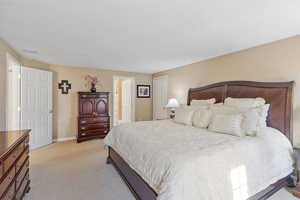 7 Westfield Road Hopkinton, MA 01748 - Photo 17 of 36 Gallery Image 17