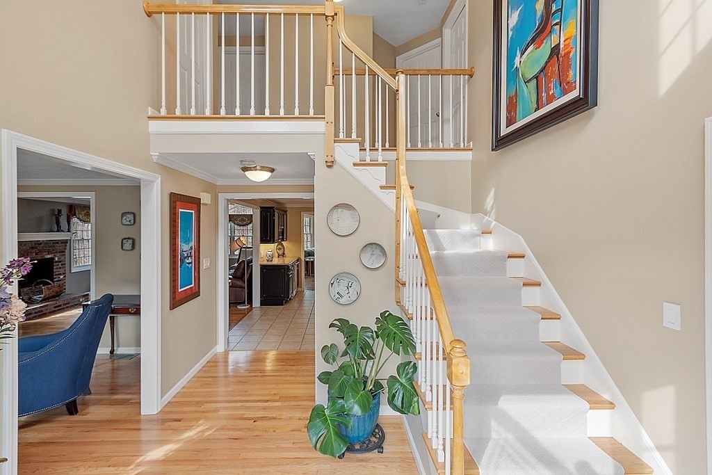 7 Westfield Road Hopkinton, MA 01748 - Photo 4 of 36 Gallery Image 4