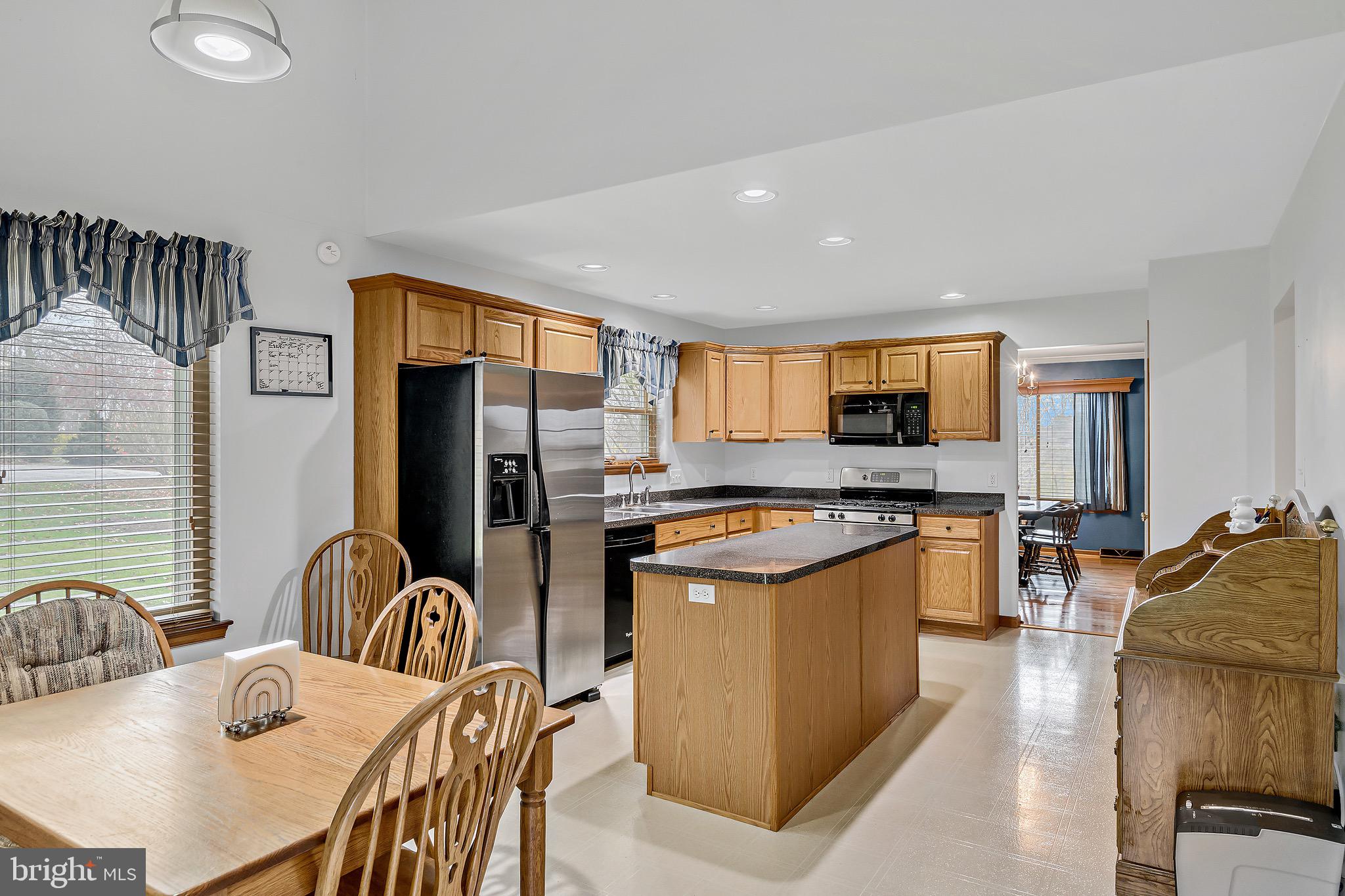 25 Forest Ridge Court Red Lion, PA 17356 - Photo 11 of 38 Kitchen