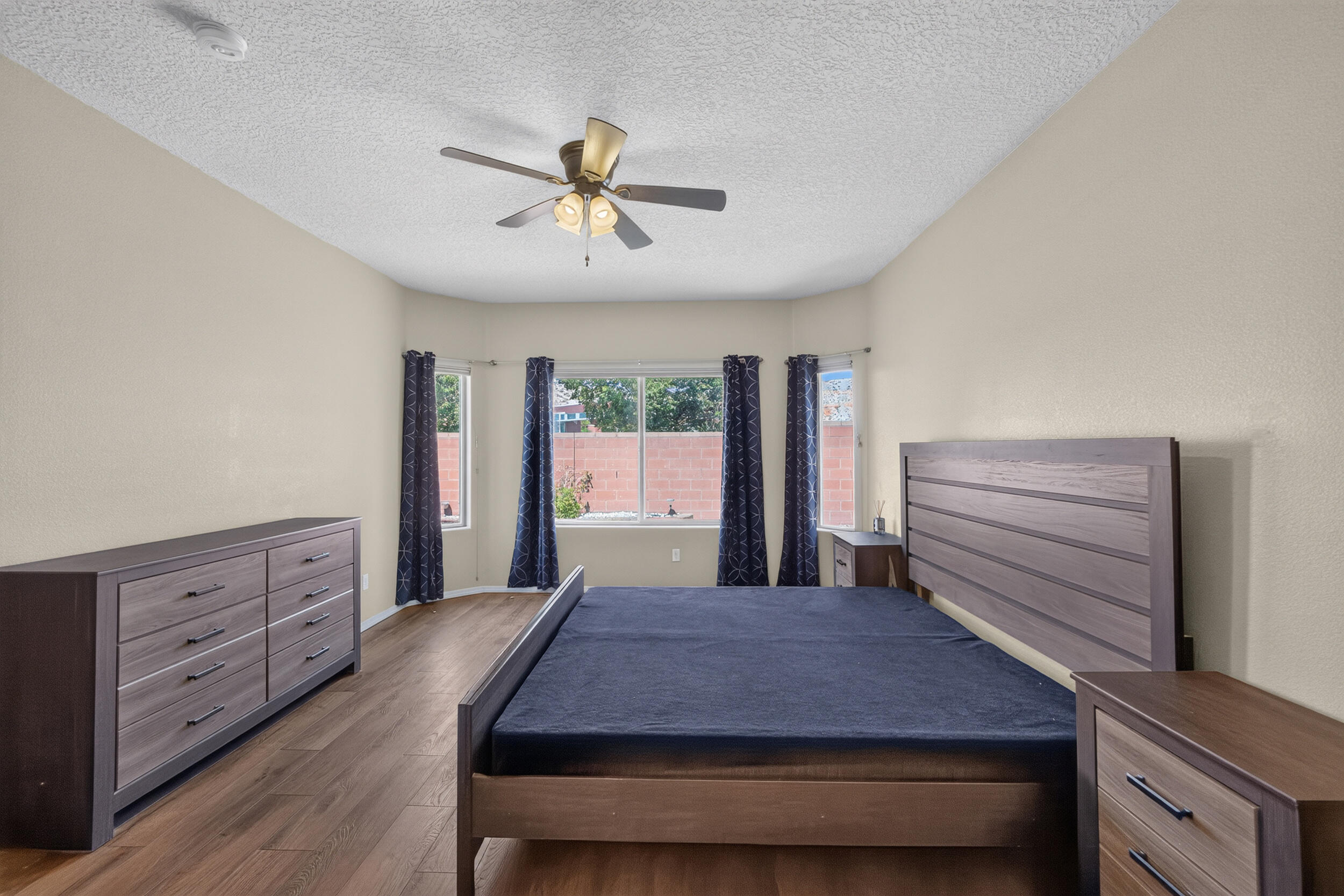 625 Palo Alto Drive Northeast Rio Rancho, NM 87124 - Photo 13 of 54 Gallery Image 13