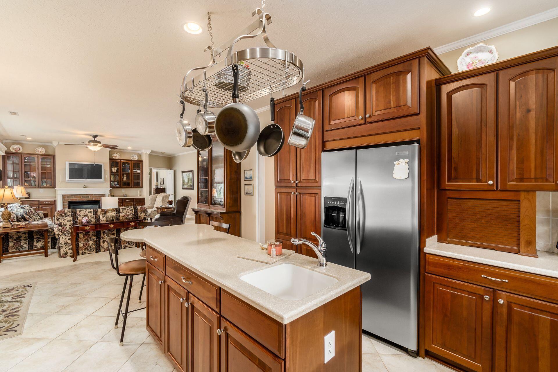 561 East Johnstown Road Gahanna, OH 43230 - Photo 16 of 67 030_ 561 E Johnstown Rd - 086