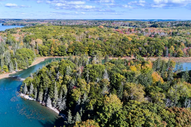 $895,000 | 422 Wallston Road, St. George, ME 04860