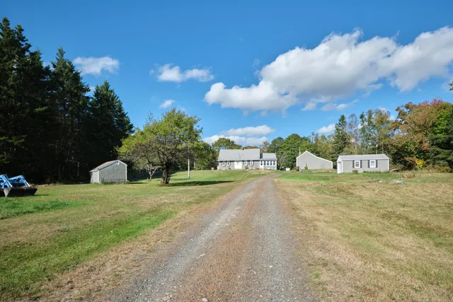 $895,000 | 422 Wallston Road, St. George, ME 04860