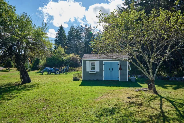 $895,000 | 422 Wallston Road, St. George, ME 04860