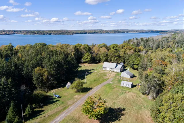 $895,000 | 422 Wallston Road, St. George, ME 04860
