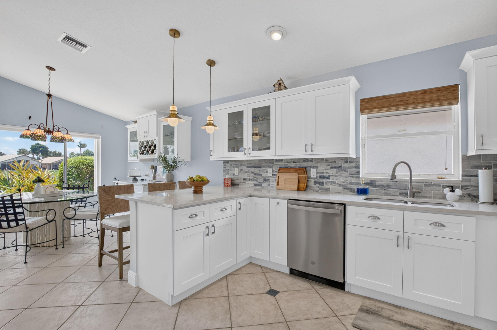 6746 Sun River Road Boynton Beach, FL 33437 - Photo 19 of 72 Kitchen
