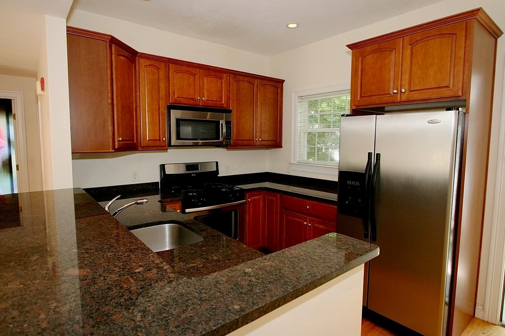 11 Brookside Road, Unit 4 Braintree, MA 02184 - Photo 3 of 23 Gallery Image 3