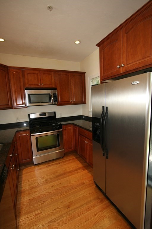 11 Brookside Road, Unit 4 Braintree, MA 02184 - Photo 4 of 23 Gallery Image 4