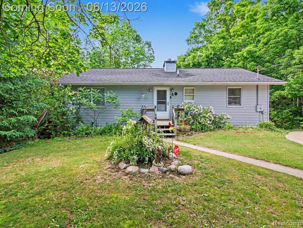 3621 Atkins Road Petoskey, MI 49770 - Photo 2 of 34