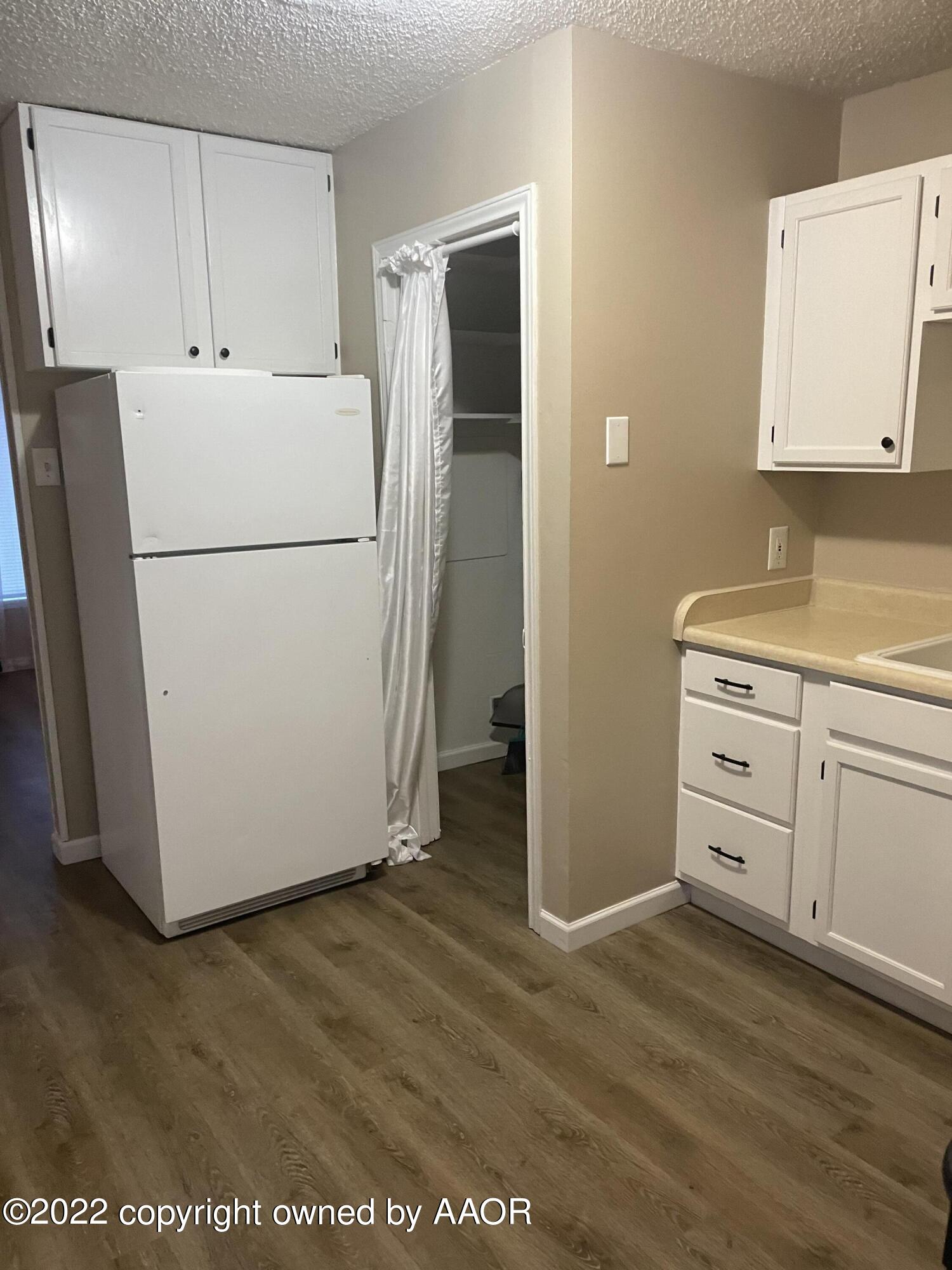 4606 South Bonham Street Amarillo, TX 79110 - Photo 15 of 17 IMG_2925
