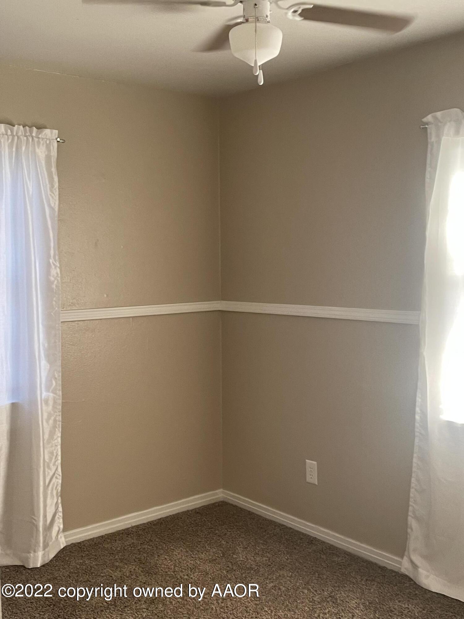 4606 South Bonham Street Amarillo, TX 79110 - Photo 6 of 17 IMG_2915