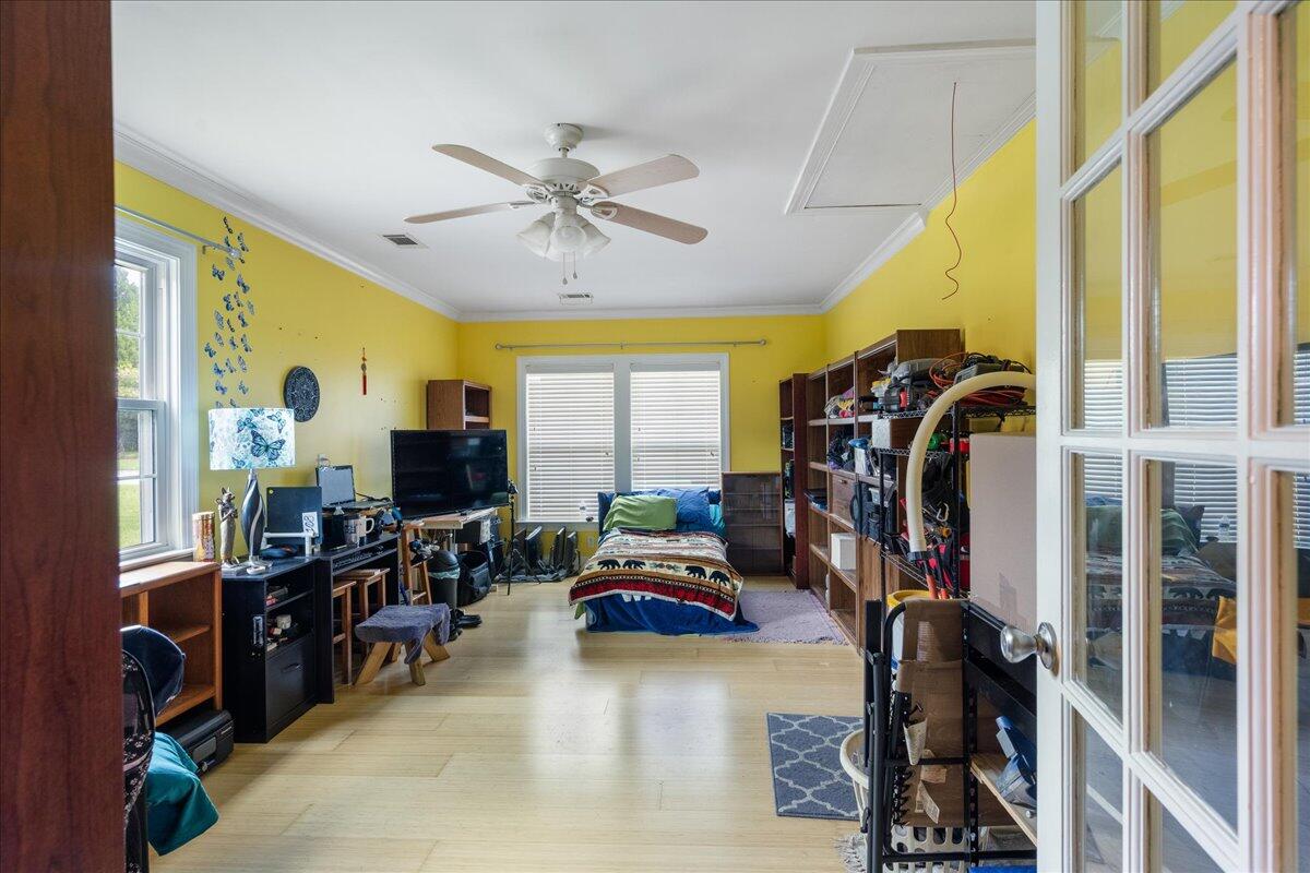 202 Longleaf Road Summerville, SC 29486 - Photo 11 of 14 18-Sara Barclay Photography LLC_0-21