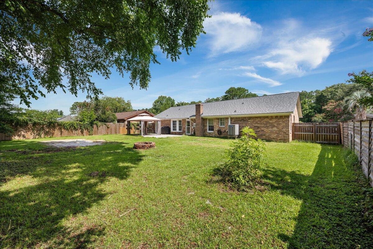 202 Longleaf Road Summerville, SC 29486 - Photo 13 of 14 19-Sara Barclay Photography LLC_0-6