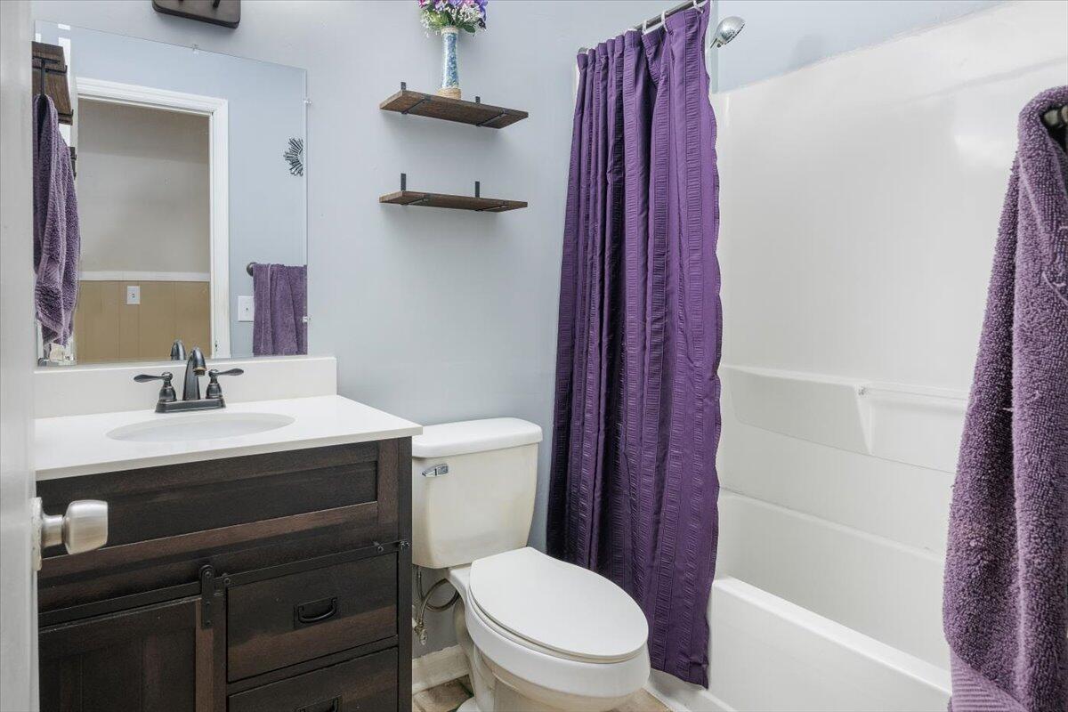 202 Longleaf Road Summerville, SC 29486 - Photo 8 of 14 11-Sara Barclay Photography LLC_0-8