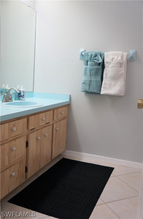 30337 Beech Road Punta Gorda, FL 33982 - Photo 28 of 33 a room with a sink and cabinets