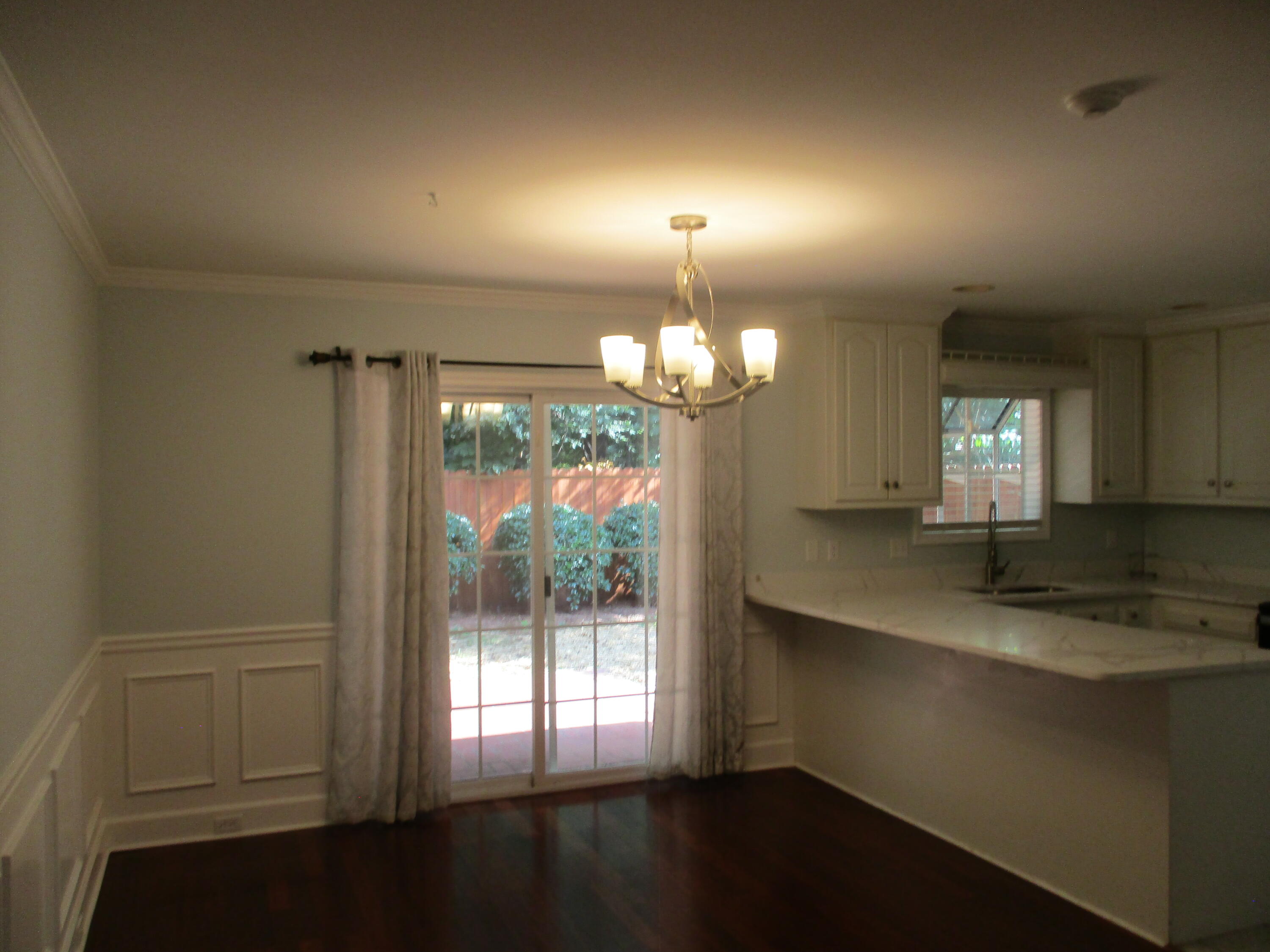 1740 Brighton Way Dalton, GA 30721 - Photo 8 of 22 IMG_3087