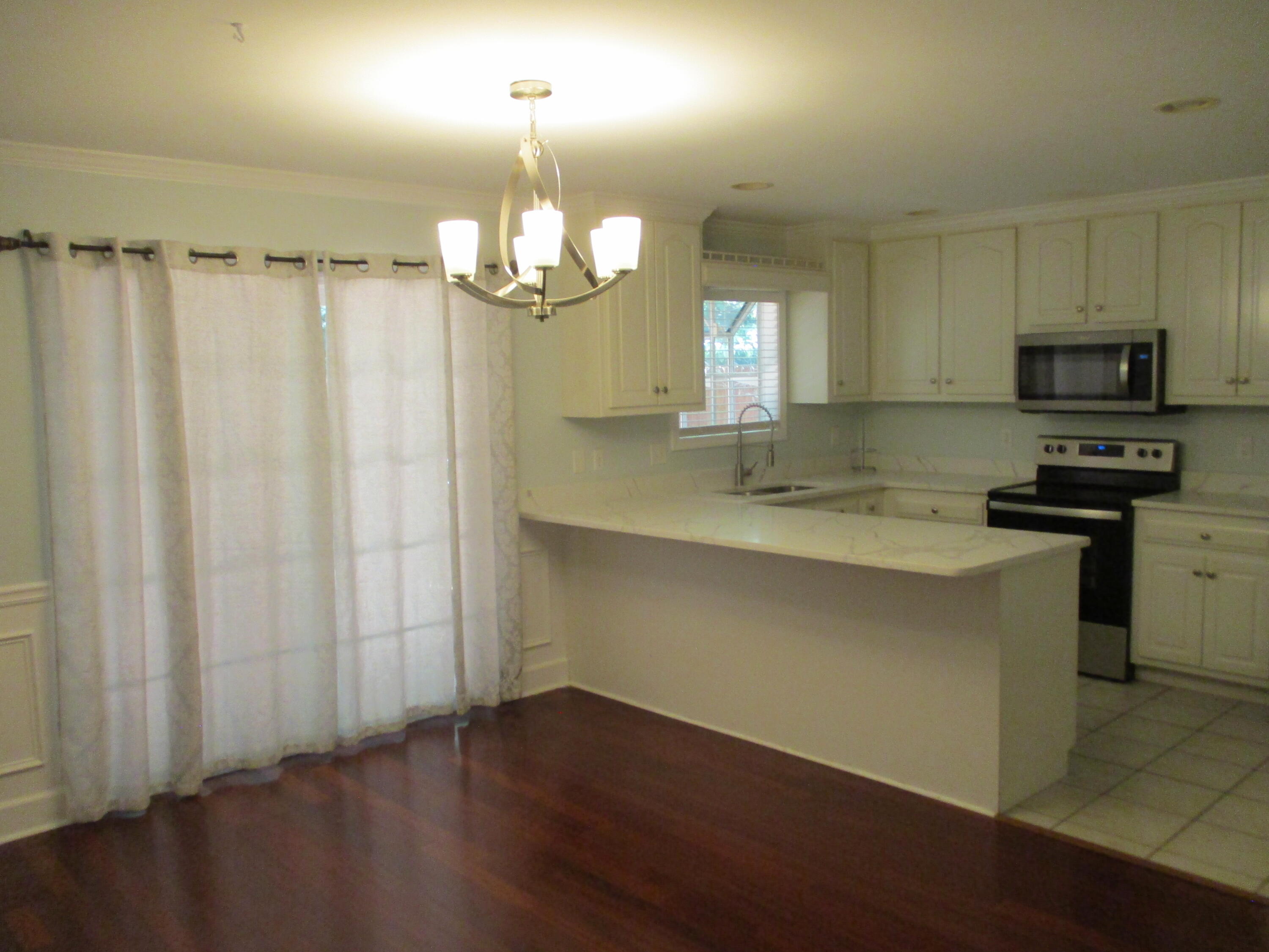 1740 Brighton Way Dalton, GA 30721 - Photo 9 of 22 IMG_3110