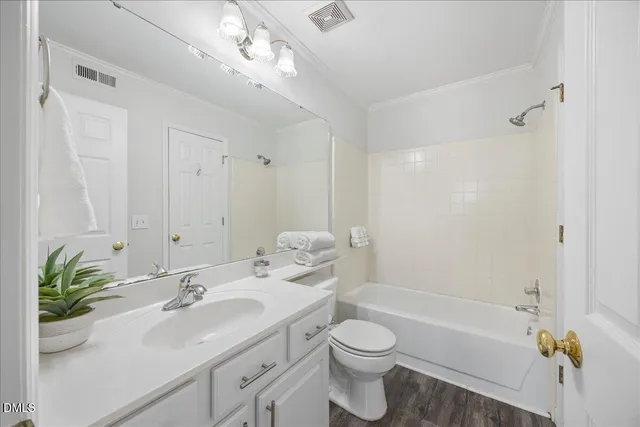 $370,000 | 1101 Parkridge Lane, Unit 107, Raleigh, NC 27605