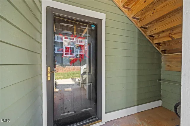 $370,000 | 1101 Parkridge Lane, Unit 107, Raleigh, NC 27605