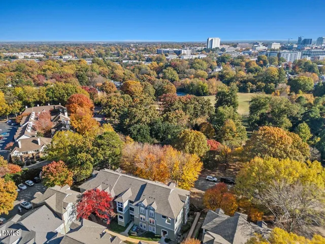 $370,000 | 1101 Parkridge Lane, Unit 107, Raleigh, NC 27605