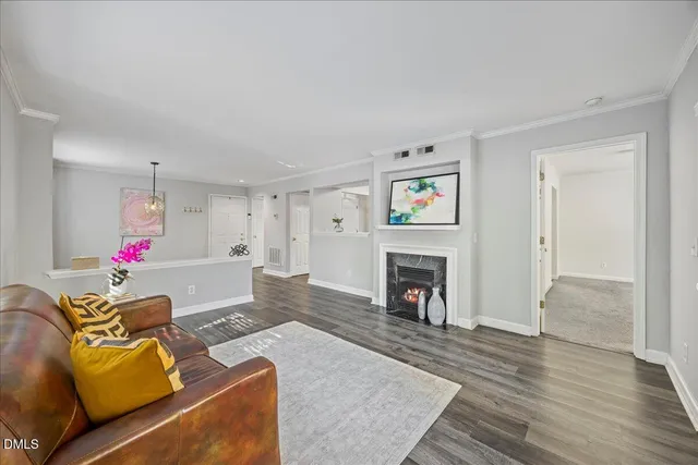 $370,000 | 1101 Parkridge Lane, Unit 107, Raleigh, NC 27605