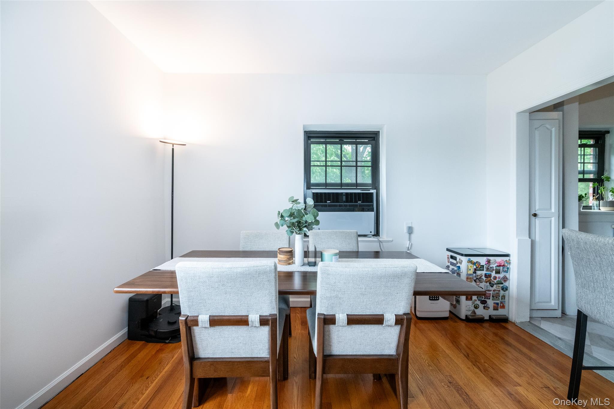 1456 Boston Post Road Larchmont, NY 10538 - Photo 4 of 8