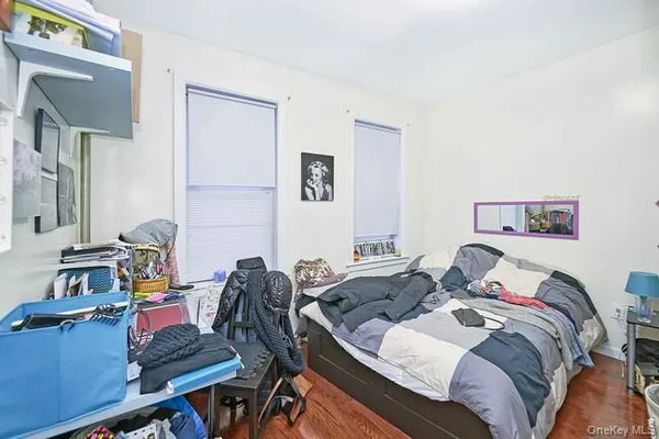 a view of a workspace with furniture