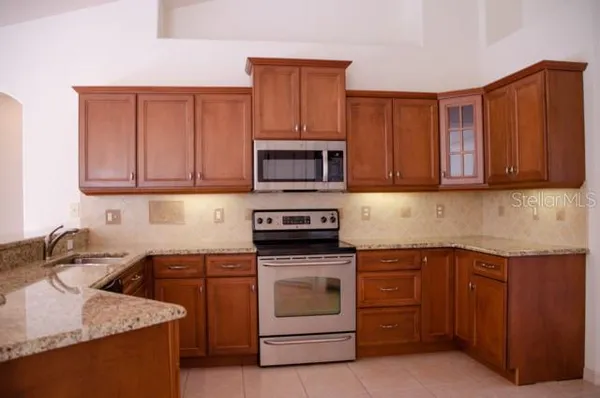 $1,900 | 8 Eastland Lane, Palm Coast, FL 32164