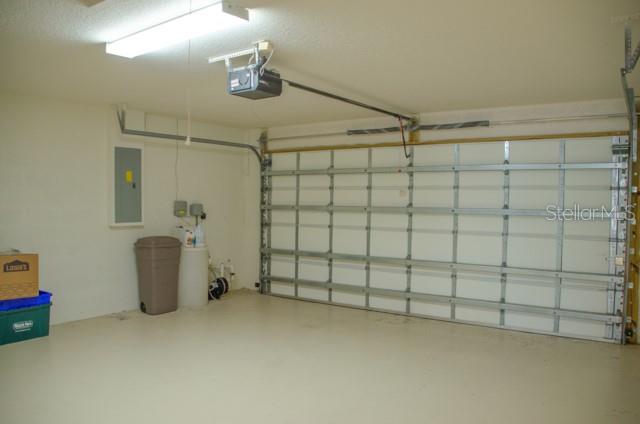 8 Eastland Lane Palm Coast, FL 32164 - Photo 48 of 60 a view of a garage